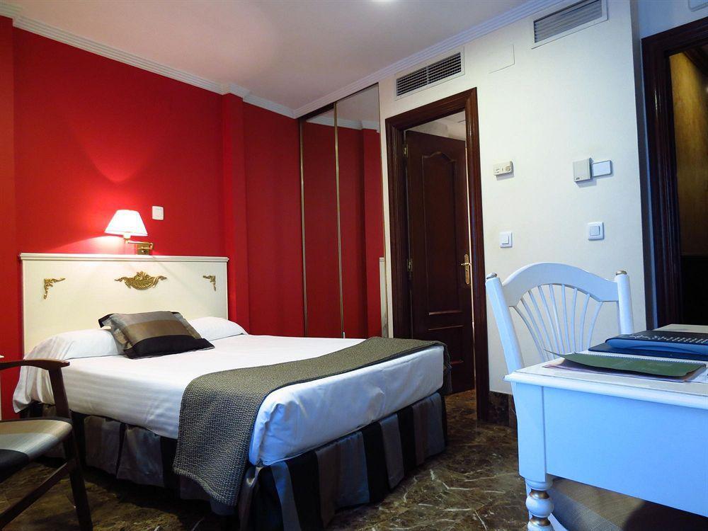 Hotel Boutique Catedral Valladolid Rom bilde